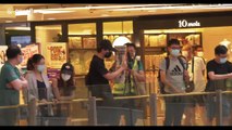 Police disperse protesters in Hong Kong shopping mall