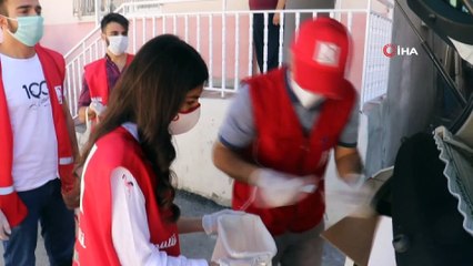 Çocuklara hijyen artırıcı oyuncaklı sabun