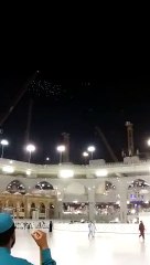 Birds Doing Tawaaf at Mecca Kaaba ( 480 X 264 )