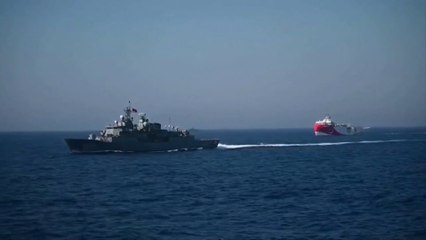 تركيا واليونان.. تحشيد في البحار وتصعيد بالسياسة
