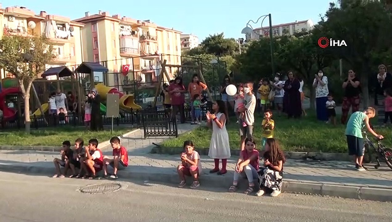 Zafer Bayramı’na Kuşadası’nda bandolu kutlama