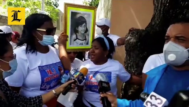 Agentes policiales impiden marcha para que se esclarezca caso niña Liz María