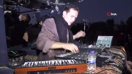 Dünyaca ünlü DJ Ben Böhmer, Kapadokya’da balonda DJ performansı sergiledi