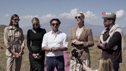 Ağrı Dağı eteğinde moda şov