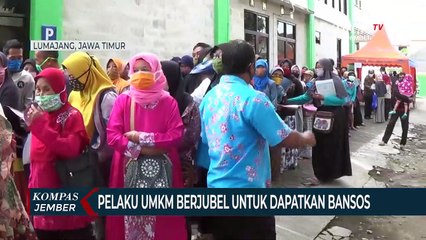 Pelaku UMKM Berjubel Untuk Dapatkan Bansos