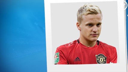 OFFICIEL : Manchester United s'offre Donny Van de Beek !