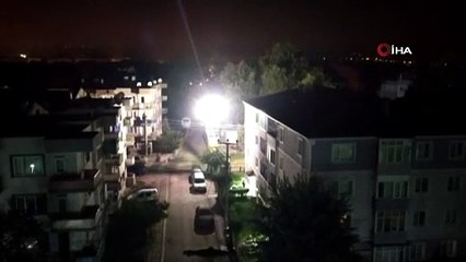 Trafo bomba gibi patladı, vatandaşlar yataklarından fırladı