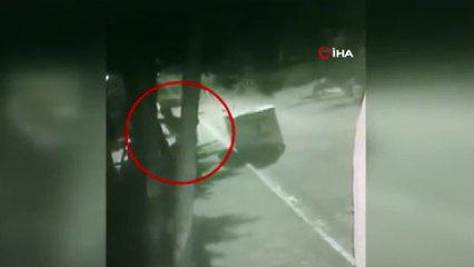 Beylikdüzü'nde 3 ayrı eve giren hırsız önce kameraya sonra polise yakalandı