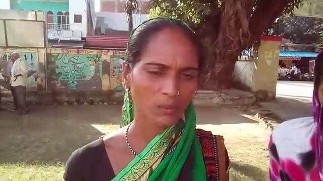 अपने ही पति के उत्पीड़न से दर-दर भटक रही महिला ने एसपी से लगाई न्याय की गुहार