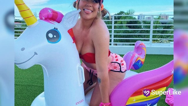 Qué cuerpo, Karol G presumió sus voluptuosas curvas en diminuto bikini