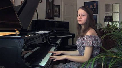 Yiruma - River flows in You - grand piano