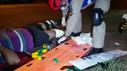 Carro e moto se envolvem em grave colisão frontal na Av. Piquiri