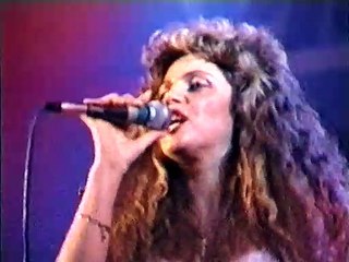 Indira - Zasto sam se rodila - LIVE - Poselo 1995