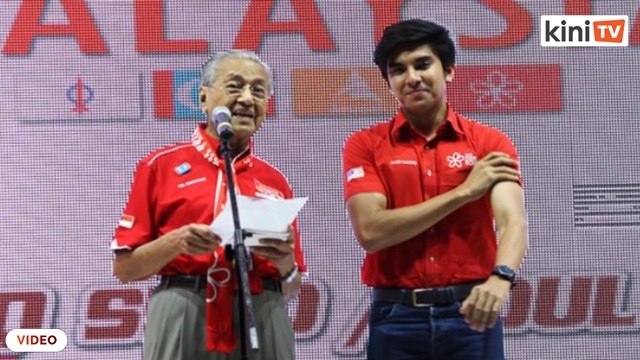 'Saya akan sentiasa hormat Dr M, tapi sekarang masa Malaysia yang berbilang kaum'