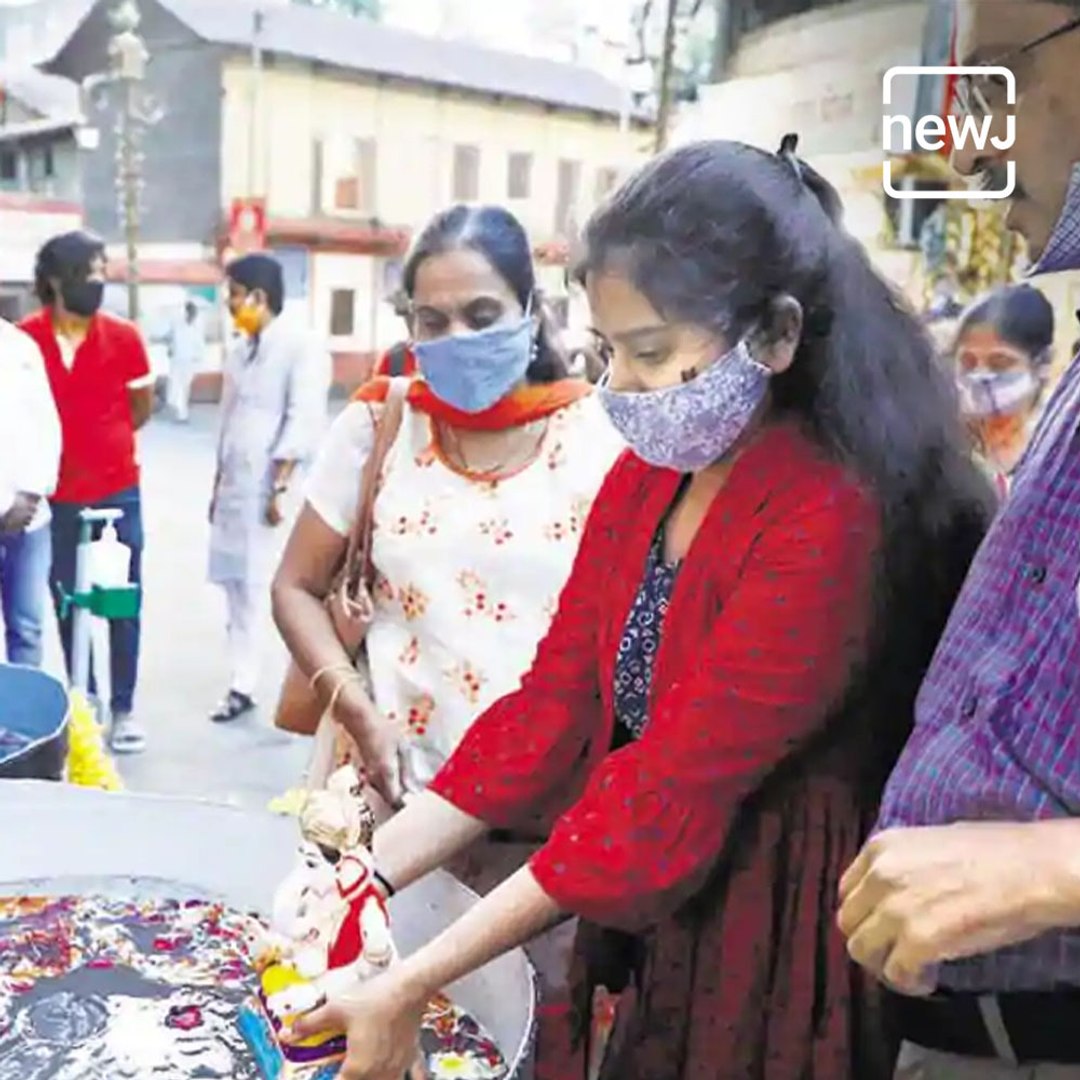 ⁣Pune Police Initiative, The Celebrity Gave The Message To Ganpati Visarjan At Home