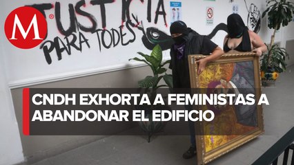 Manifestantes mantienen plantón en la CNDH