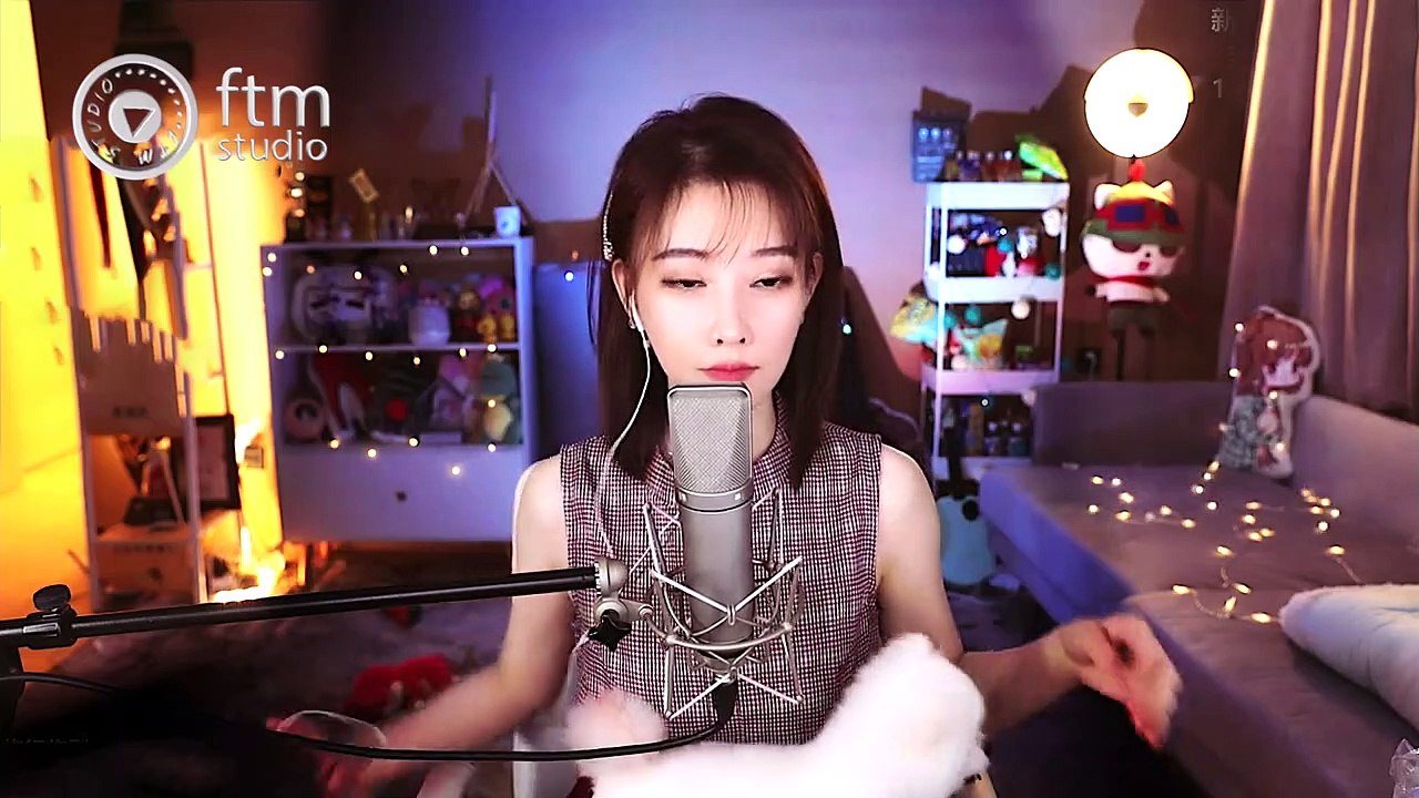 馮提莫 粤語~ 千千闕歌 英文~ Pam Pam Pam Pam 再見二丁目