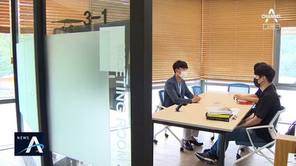 “월급 모아 집 못 사요” 공인중개사 공부하는 대학생들