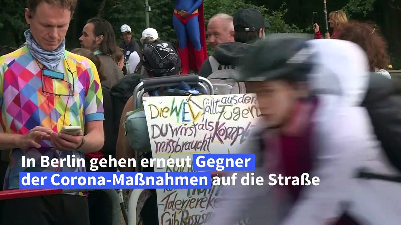 Corona-Demo in Berlin – mit Abstand und ohne Maske