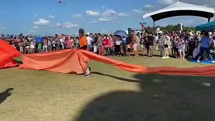31 secondes de terreur pour une fillette accrochée à un cerf-volant