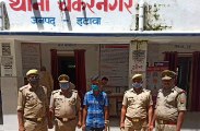 इटावा: पुलिस ने टॉप 10 के एक अपराधी को नशीले पदार्थ के साथ किया गिरफ्तार