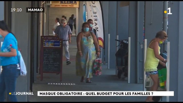 Des milliers de masques gratuits chaque semaine dans les quartiers