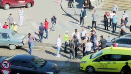 Erzurum’da trafik kazası yumruklu kavgaya dönüştü