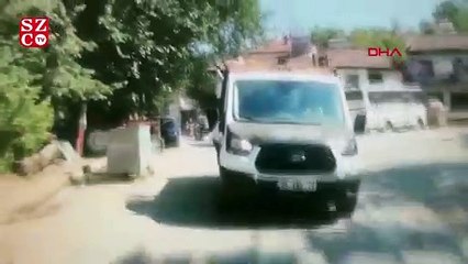 İzmir Ödemiş'te tüfekle havaya ateş açanların görüntüsü anbean kameralera yansıdı