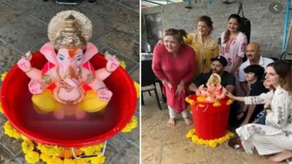 Title : Hrithik Roshan ने परिवार संग किया गणेश विसर्जन, Ex Wife सुजैन खान भी साथ आईं नजर | Boldsky