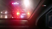 Kuzguncuk Tünelinde asker konvoyu yapan şahıslara polis göz açtırmadı