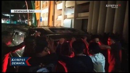 Video Amatir Evakuasi Tersangka Pencucian Uang Bunuh Diri