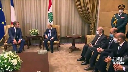 Macron, Beyrut ziyaretini vaat ve tehditlerle sonlandırdı | Video