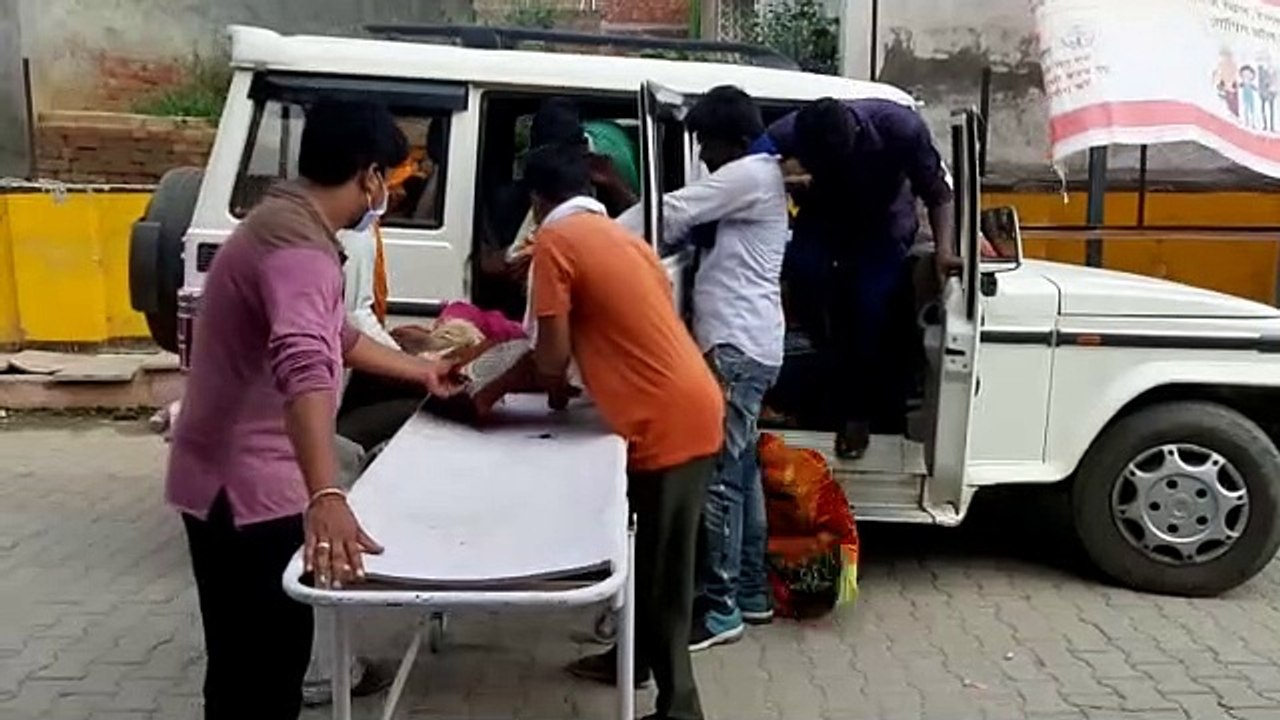 कांधला- कलयुगी भतीजे ने चाचा के परिवार पर किया पत्थरों से हमला, चार घायल