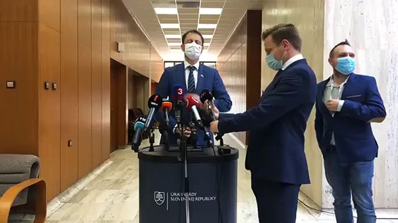 ZÁZNAM: Brífing ministra financií E. Hegera