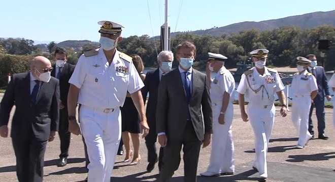 Tui recibe con aplausos al Rey en visita a Comandancia Naval del Miño