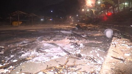 태풍 새벽 1시쯤 여수 90km 거리 근접...여수 교동수산시장 침수 피해 / YTN