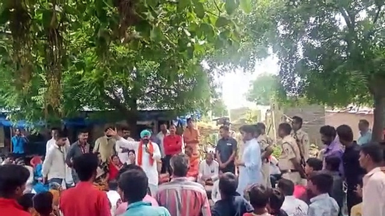 केबिनेट मंत्री हरदीप सिंह डंग व यूथ कांग्रेस अध्यक्ष कर्मवीर सिंह में विवाद