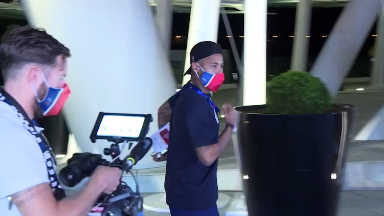 Neymar testa positivo para Covid-19