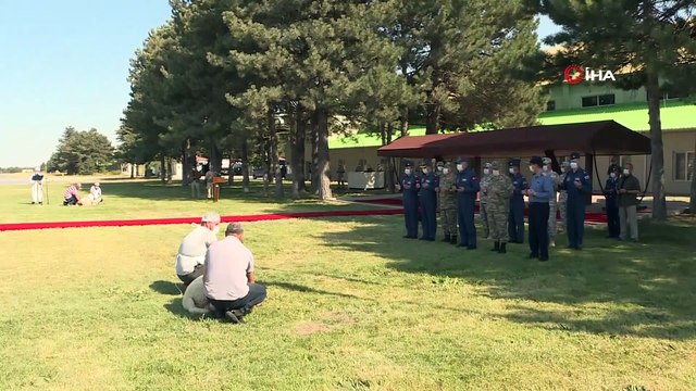 Bakan Akar: “Yeni uçuş eğitim yılı açılışını F-16 ile yaptığı uçuşla gerçekleştirdi”