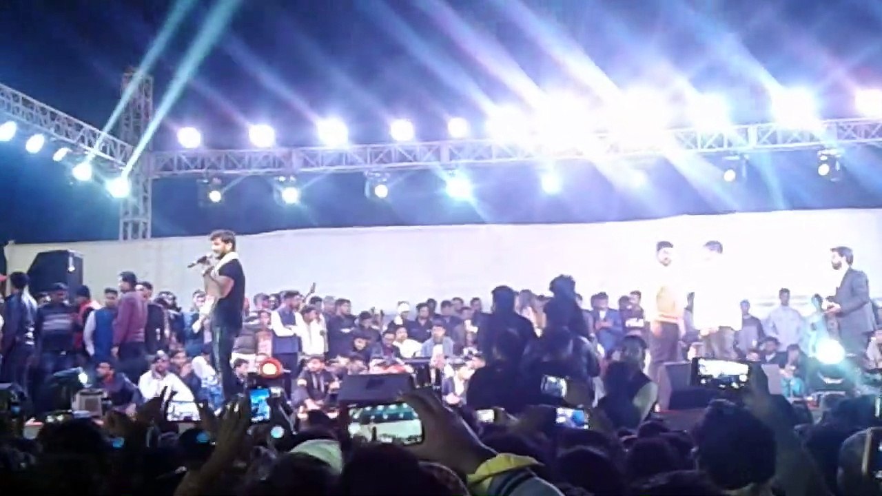 khesari lal yadav live performance