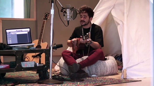 Camilo cantando mi mala de Mau y Ricky