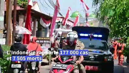 Indonésie: un convoi et un cercueil vide pour rappeler la menace du coronavirus