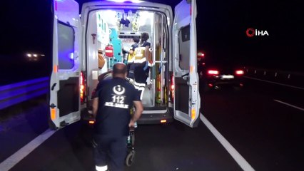 Tem Otoyolunda kamyon devrildi; 1 yaralı