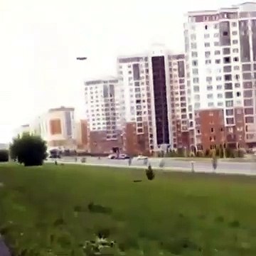 Hidden black UFOs visible at certain frequencies - August 29, 2020