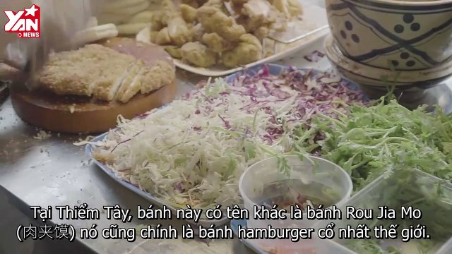 Bánh mì thiểm Tây sốt xình xịch” tại Sài Gòn