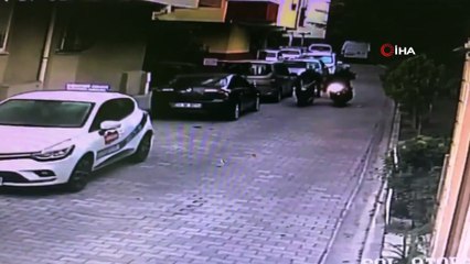 Vatandaşları canından bezdiren motosiklet hırsızları kamerada