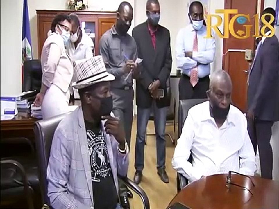 Minis Travo Piblik la, Ing  Nader Joiséus onore chantè vedèt Tabou Combo a , Roger M  Eugène shoubou