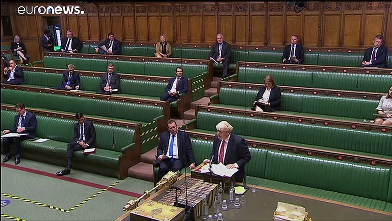 Regno Unito, record di sbarchi dei migranti sulle coste inglesi: Boris Johnson corre ai ripari