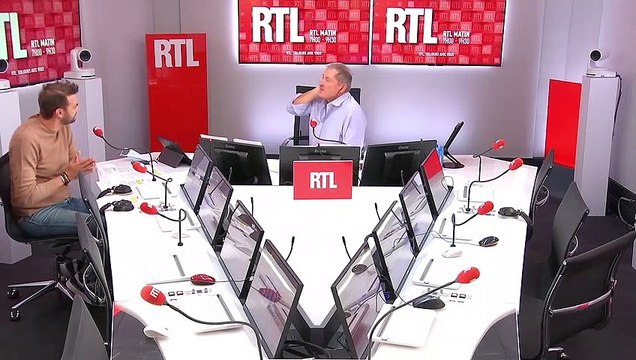 Cyril Lignac livre ses astuces pour réaliser des biscuits aux fraises