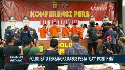 Polisi Gelar Rekonstruksi Kasus Pesta Gay, 1 dari 9 Tersangka Dinyatakan Positif HIV